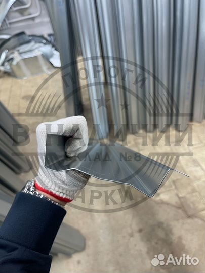 Ремонтный порог правый Toyota Land Cruiser 200