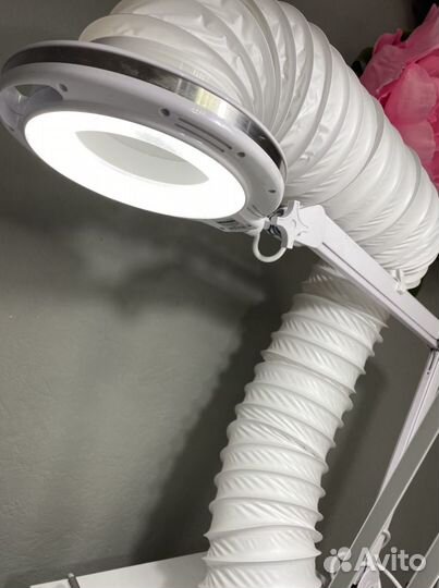 Вытяжка для маникюра и педикюра торнадель