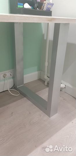 Письменный стол