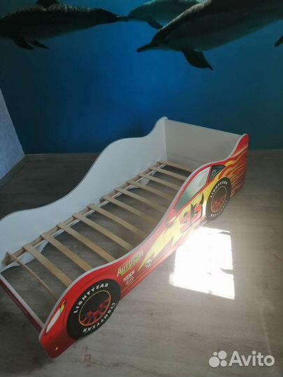 Детская кровать - машина в отличном состоянии