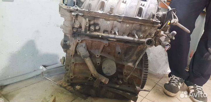 Двигатель от Renault megane 2 2литровый