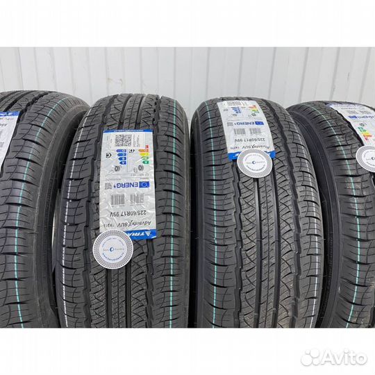 Triangle TR259 215/50 R18