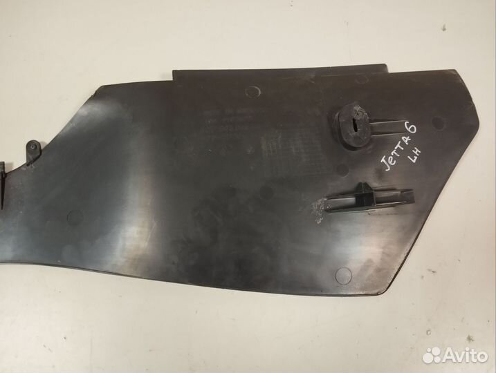Накладка центральной консоли Volkswagen Jetta 6