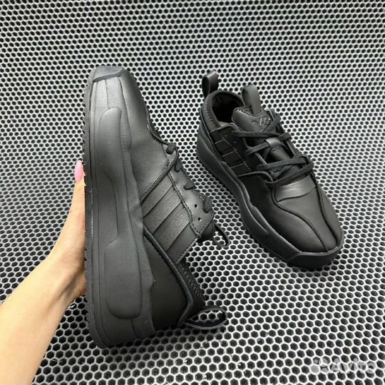 Кроссовки мужские Adidas Y-3 Rivalry