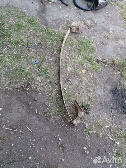 Рессора задняя левая, правая Dodge Caravan 3