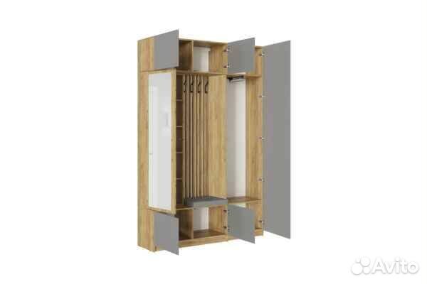 Прихожая с пеналом