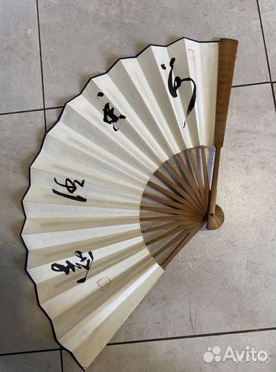 Веер китайский, дерево, бумага, шелк