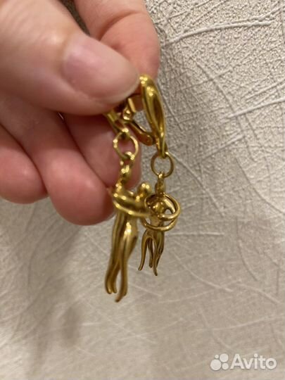 Серьги серебро с позолотой, Обнимающиеся люди