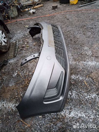 Передний бампер Kia Rio 3 оригинал