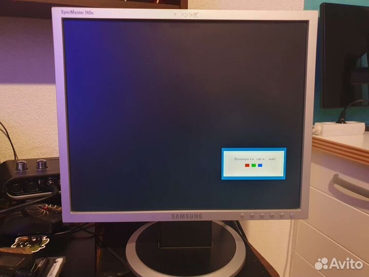 Монитор Samsung syncmaster 710n