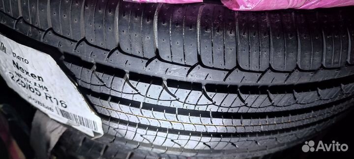 Nexen N'Priz AH8 225/65 R16 100H