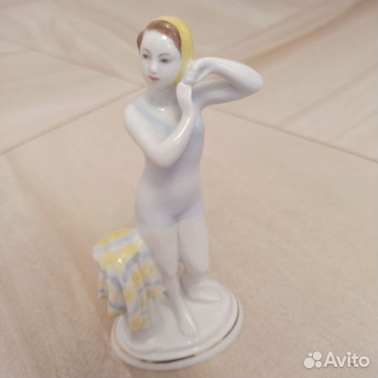 Фарфоровые статуэтки