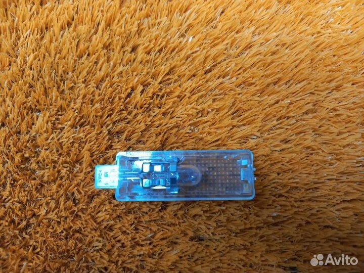 Плафон освещения передний правый Bmw 5-Series E60