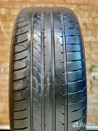 Goodyear EfficientGrip 235/55 R18 104Y