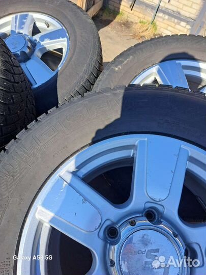 Dunlop Dignos D-01 285/60 R18