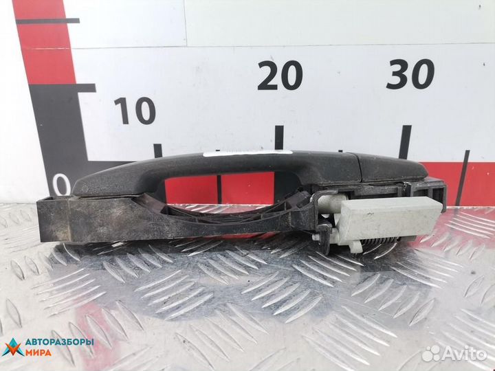 Ручка наружная задняя правая Nissan Navara