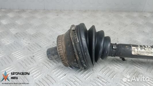 Полуось передняя правая (приводной вал, ШРУС)