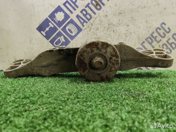 Кронштейн Bmw E39 седан 2.5 M52 1997