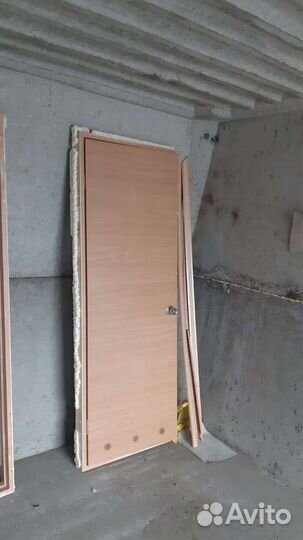 Двери межкомнатные с коробкой