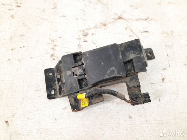 Датчик слепых зон левый Kia K900 2019