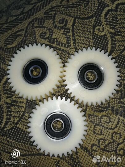 Шестерни привода колеса на электровелосипеде