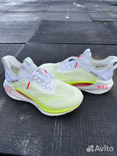 Кроссовки Li Ning shadow2 essential