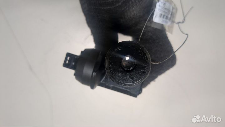 Форсунка топливная Volkswagen Golf 5