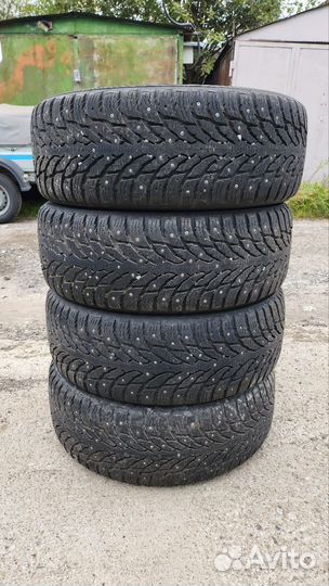 Nokian Tyres Hakkapeliitta 9 SUV 225/60 R17 103T