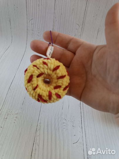 Брелок/подвеска на ключи, сумку, телефон