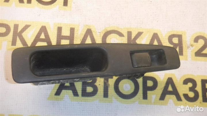 Кнопка стеклоподъемника Toyota RAV4 (XA30) 2005-2