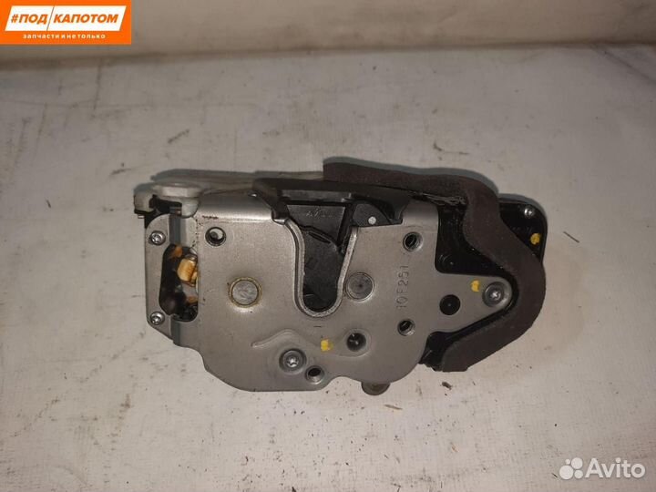 Замок двери передней правой Opel Astra J 13579515