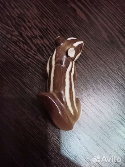 Фарфоровая статуэтка 