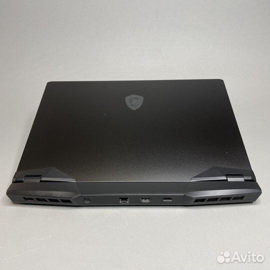 Игровой ноутбук MSI GP66 11UG-699XRU Leopard