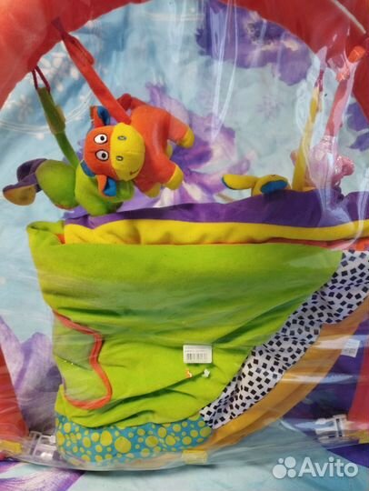 Развивающий коврик новый