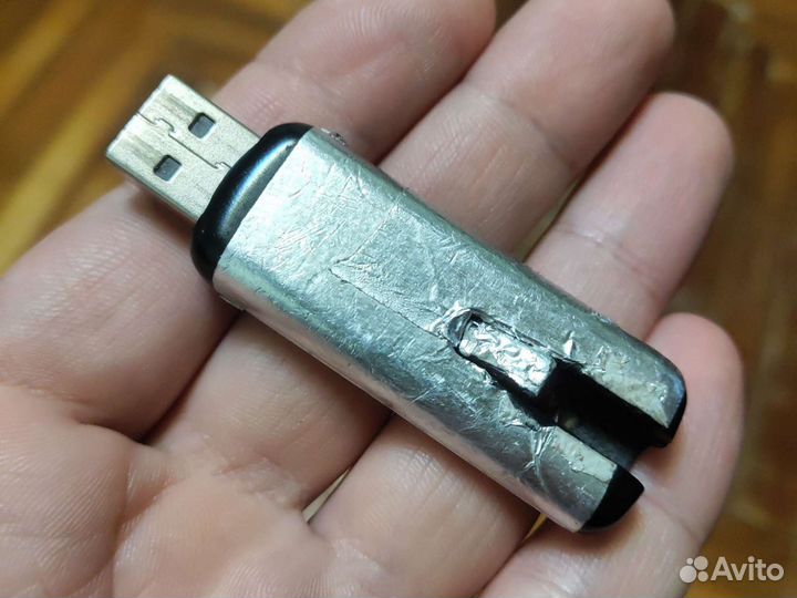 Флешка 4 Gb