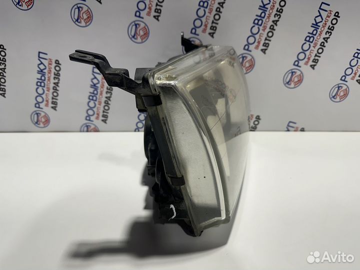 Фара правая Toyota Land Cruiser 100 2003