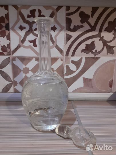 Графин с гравировкой,с пробкой, стекло СССР ретро