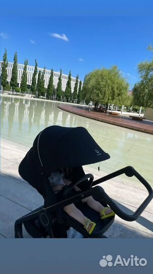 Коляска прогулочная stokke beat