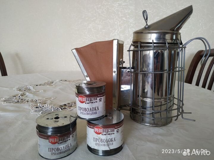 Продам сушь, дымарь, проволоку, улья, рамки