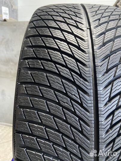 Michelin Pilot Alpin 5 SUV 285/40 R22 110V