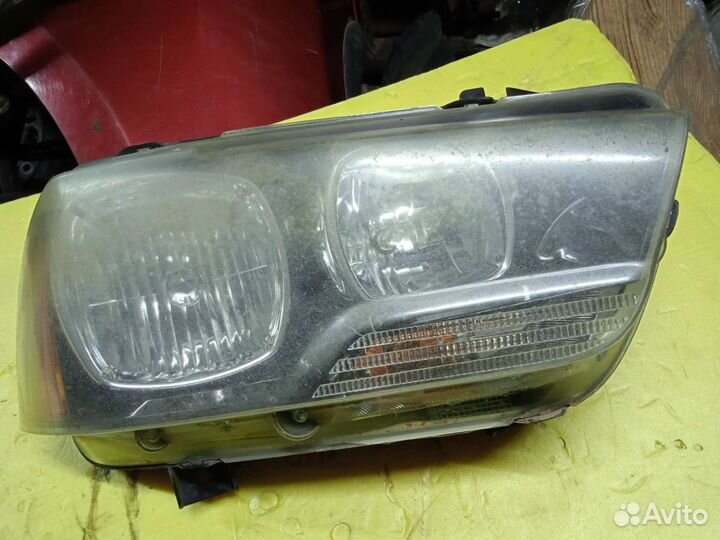 Фара правая Галоген dodge Charger LD