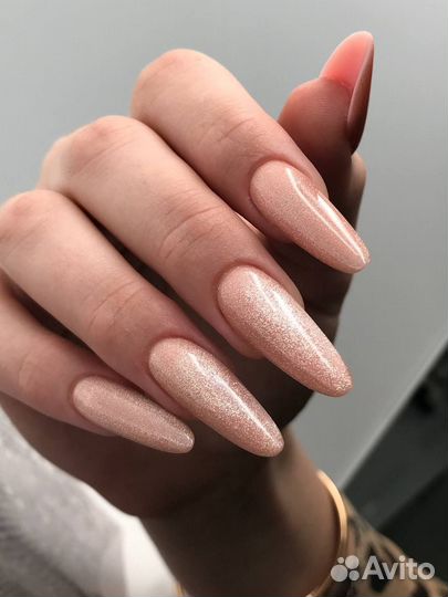 Маникюр и педикюр