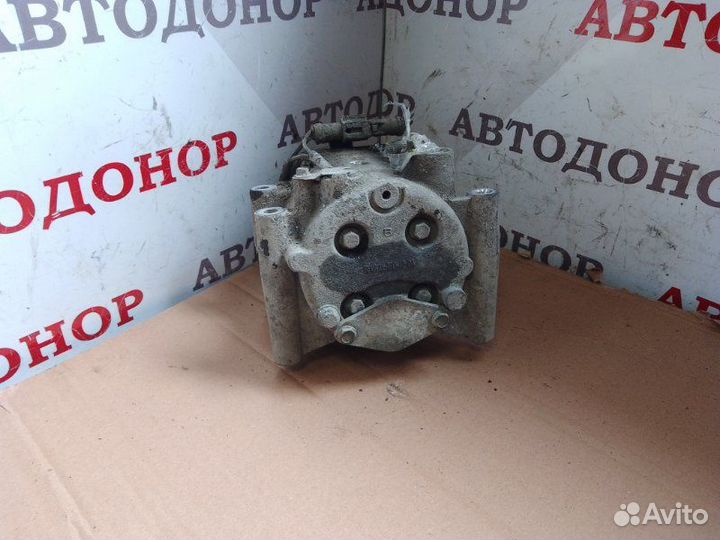 Компрессор кондиционера Jaguar S-Type 3.0 2001