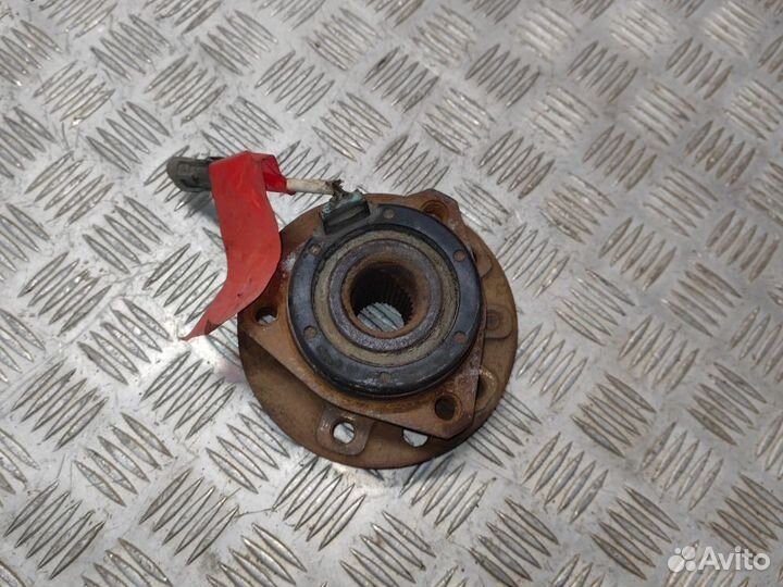 Ступица передняя Opel Zafira A