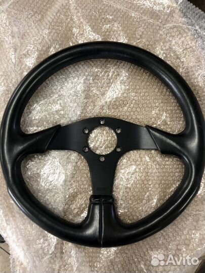 Оригинальный руль momo italy