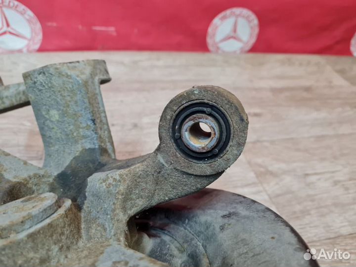 Кулак задний правый Ssangyong Actyon 2 CK D20DT