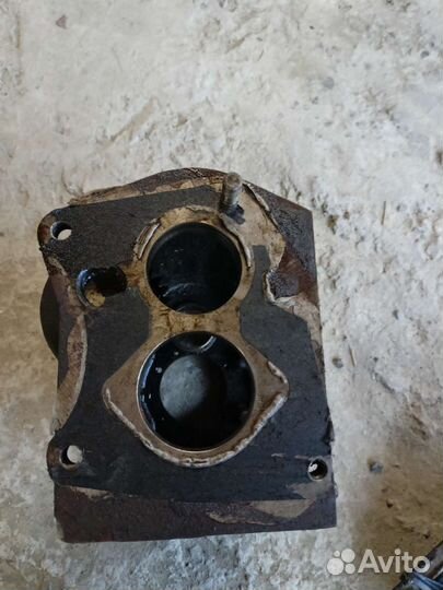 Корпус кпп УАЗ буханка 409дв