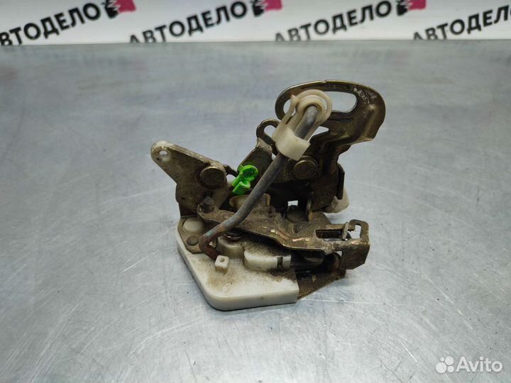 Замок двери Mitsubishi Libero CD5W 1998 г.в