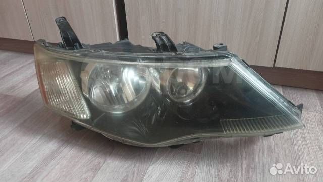Фара правая для Mitsubishi Outlander XL (дорест) 2