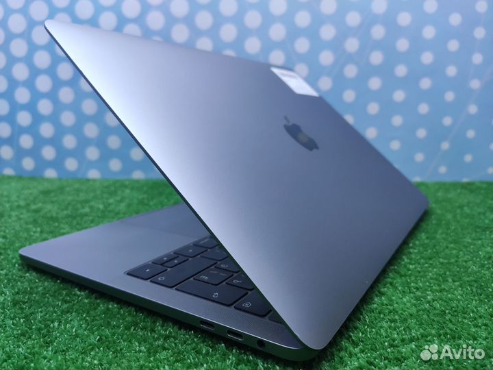 MacBook Pro 13